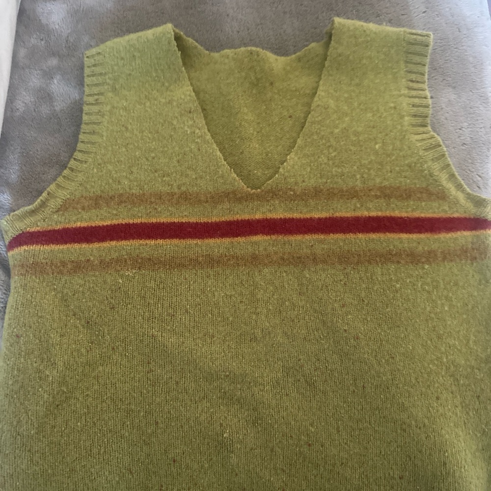 Green and red striped oversized sweater vest - Picture 5 of 6